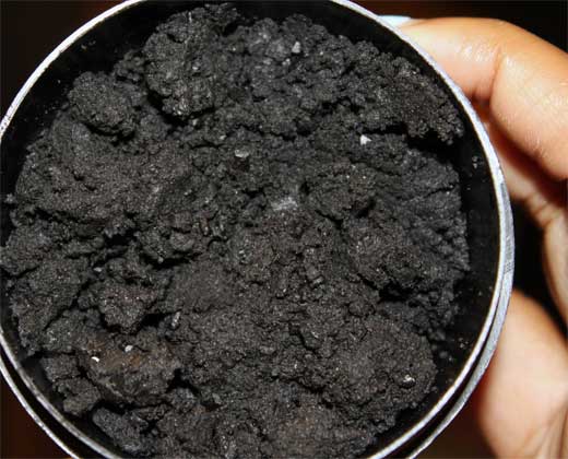 CREMAS NEGRAS
